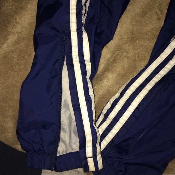 *SOLD* Vintage 90s Adidas high waisted joggers - Picture 6 of 8